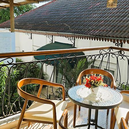 Surokarsan 9 House Yogyakarta Hotel Ngoại thất bức ảnh