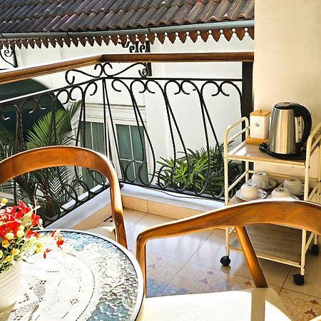 Surokarsan 9 House Yogyakarta Hotel Ngoại thất bức ảnh