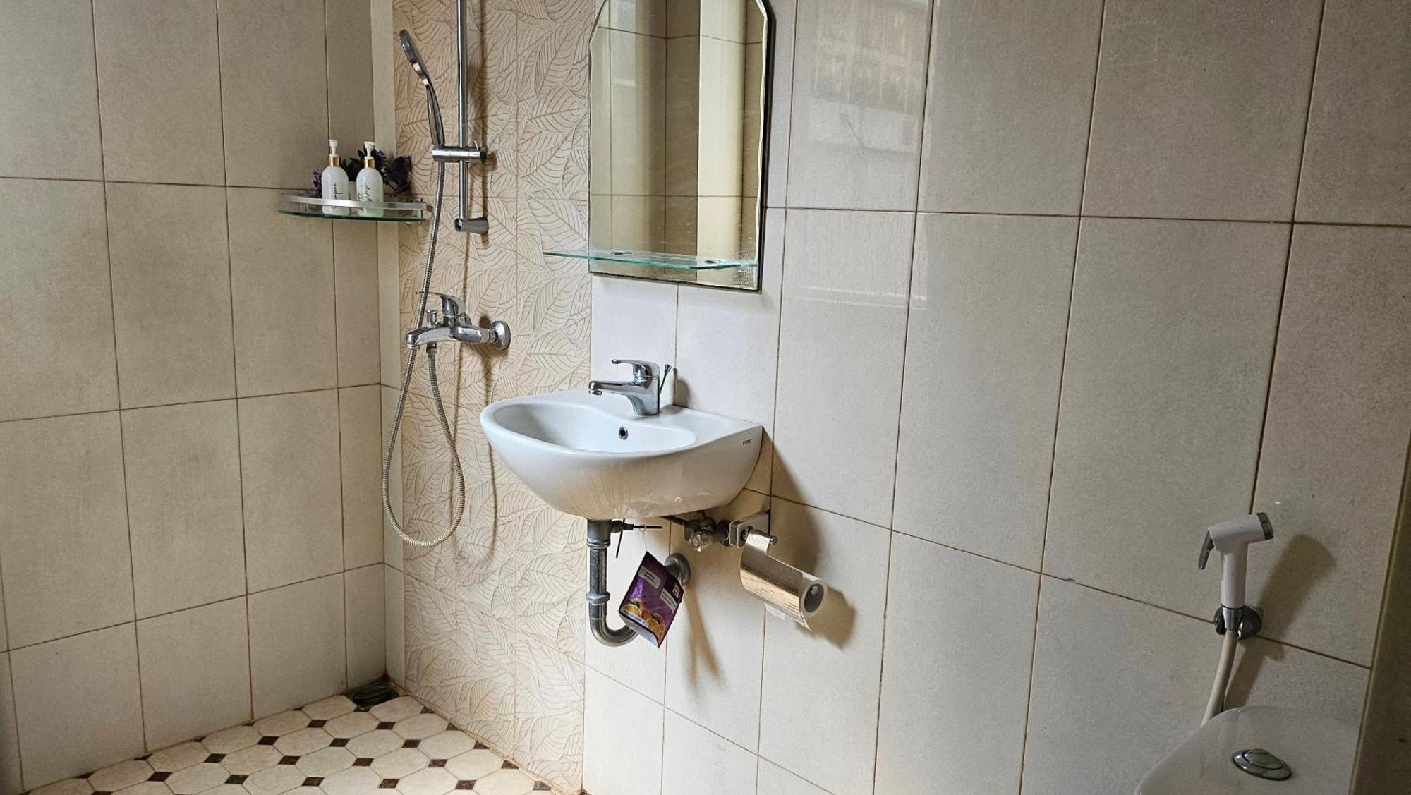 Surokarsan 9 House Yogyakarta Hotel Ngoại thất bức ảnh
